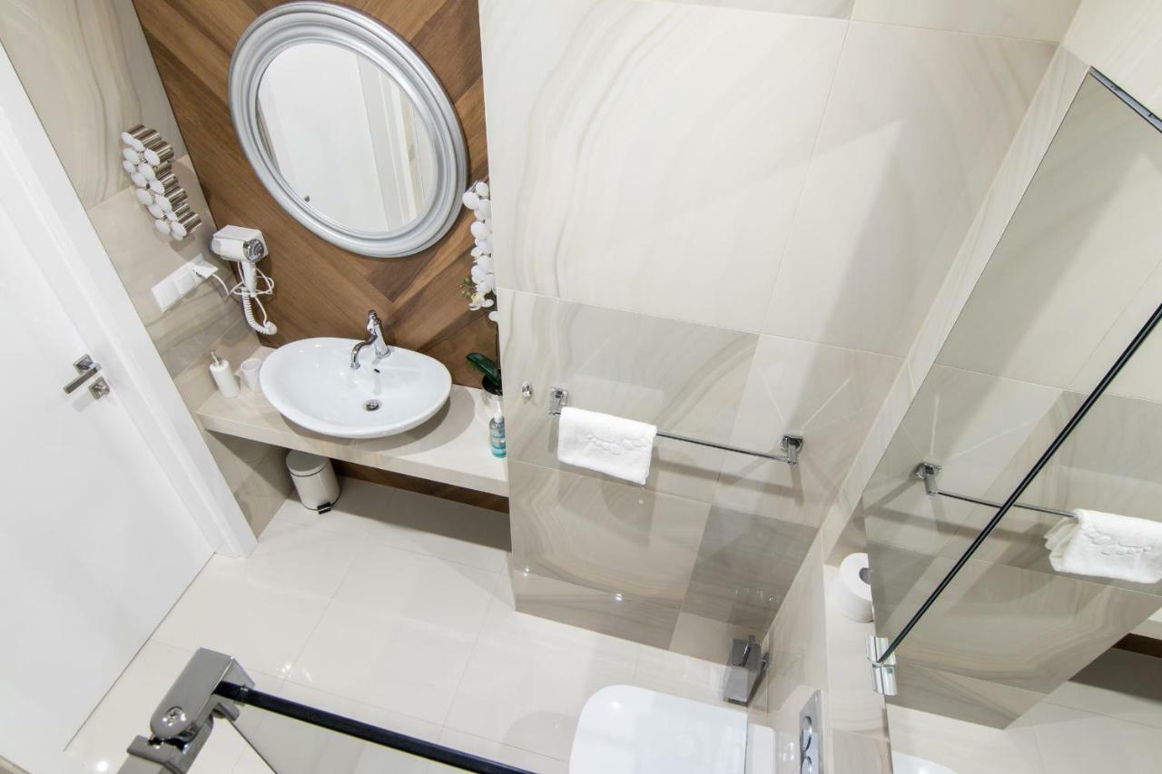 Ga Luxury Apartments W19 Kraków Eksteriør billede